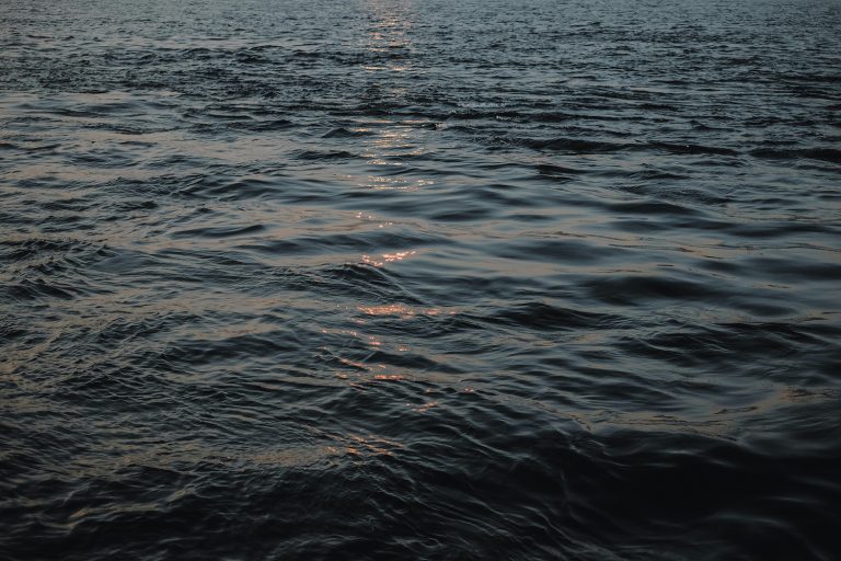 ocean getting darker